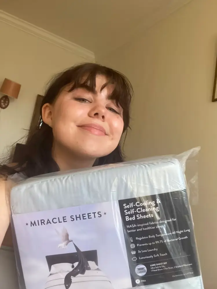 Miracle Sheets reviewer Dawn G.